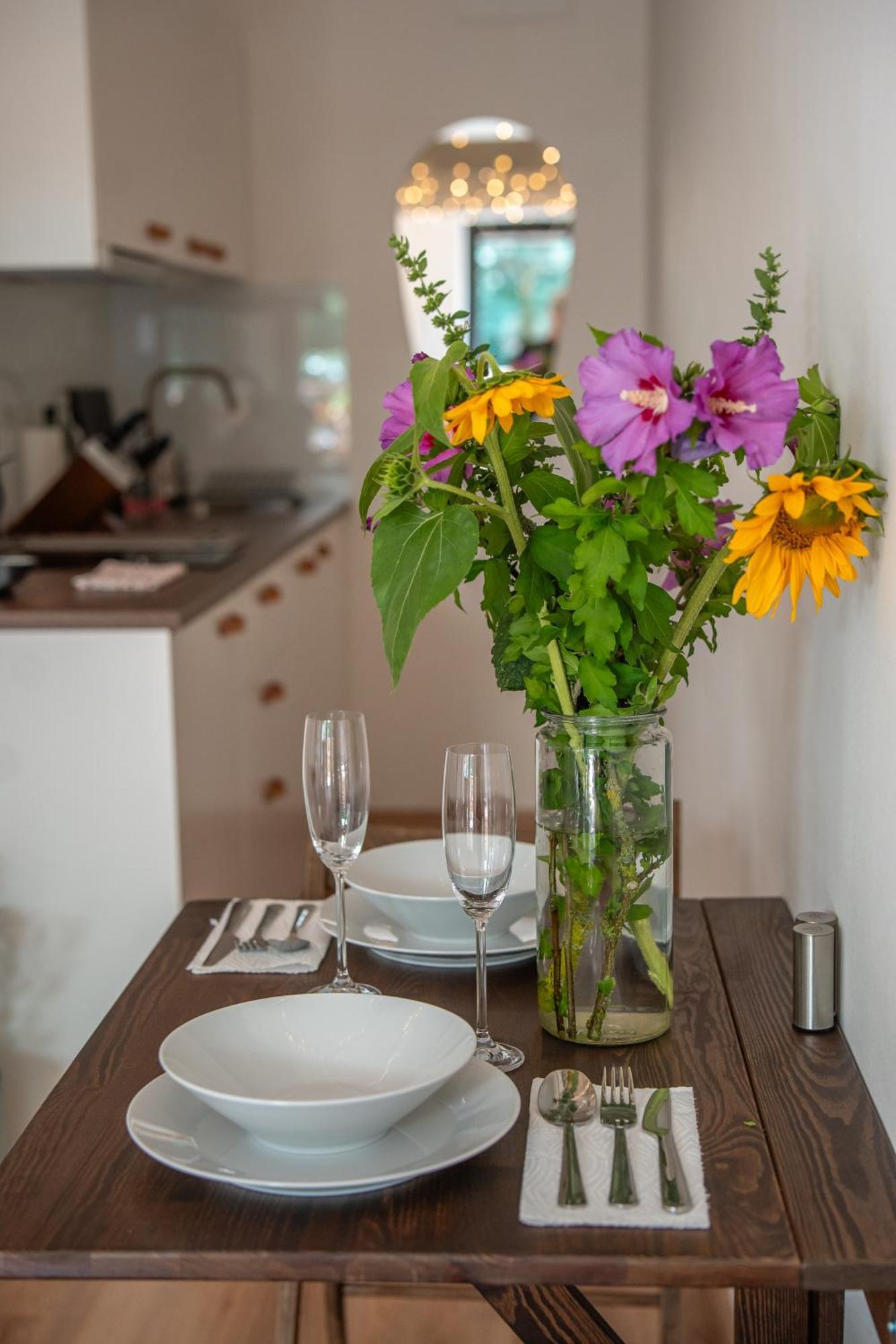 Apartman Spaleny Mlyn Lisnice Екстер'єр фото